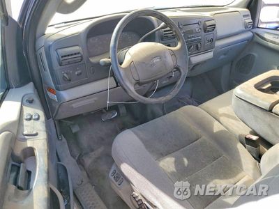 Zdjęcie 8 z 12 samochodu: 2006 FORD F550 SUPER DUTY VIN:1FDAF56P16EC50813 - miniatura