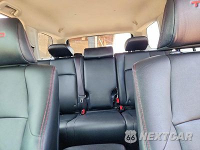 Zdjęcie 10 z 14 samochodu: 2018 TOYOTA 4RUNNER TRD PRO VIN:JTEBU5JR7J5597350 - miniatura