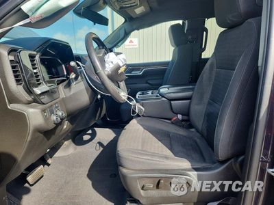Zdjęcie 7 z 12 samochodu: 2022 CHEVROLET SILVERADO C1500 LT VIN:2GCPACEDXN1510277 - miniatura