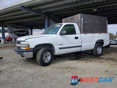 2000 CHEVROLET SILVERADO C2500 1GCGC24U3YZ258244 - główne zdjęcie licytacji z USA - miniatura