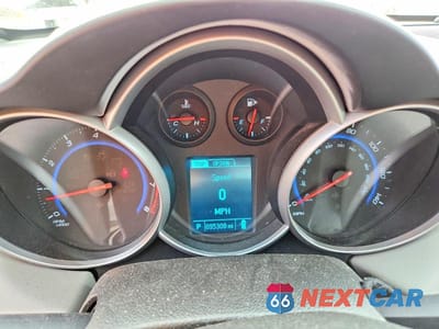 Zdjęcie 9 z 12 samochodu: 2015 CHEVROLET CRUZE LT VIN:1G1PC5SBXF7270170 - miniatura