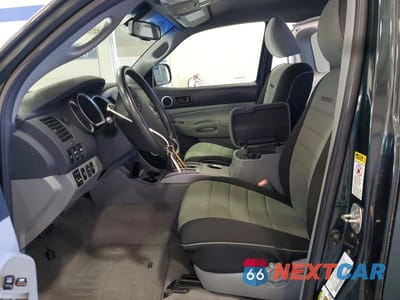 Zdjęcie 7 z 12 samochodu: 2010 TOYOTA TACOMA V6 VIN:5TEUU4EN9AZ675316 - miniatura