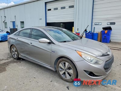 Czwarte zdjęcie samochodu z boku: 2012 HYUNDAI SONATA HYBRID VIN:KMHEC4A40CA035086 - miniatura
