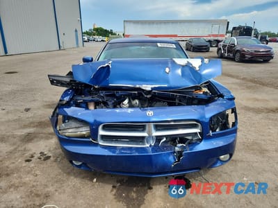 Piąte zdjęcie samochodu w środku: 2010 DODGE CHARGER SXT VIN:2B3CA3CV7AH309322 - miniatura
