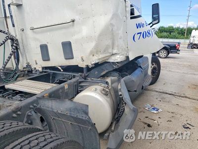 Zdjęcie 12 z 12 samochodu: 2019 PETERBILT 579 SEMI TRUCK VIN:1XPBDP9X9KD600824 - miniatura