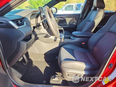 Zdjęcie 7 z 14 samochodu: 2025 TOYOTA RAV4 XSE VIN:JTMEB3FVXSD256467 - miniatura