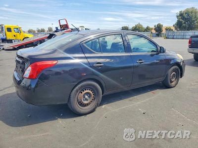 Trzecie zdjęcie samochodu z tyłu: 2012 NISSAN VERSA 1.6 S VIN:3N1CN7AP8CL810991 - miniatura