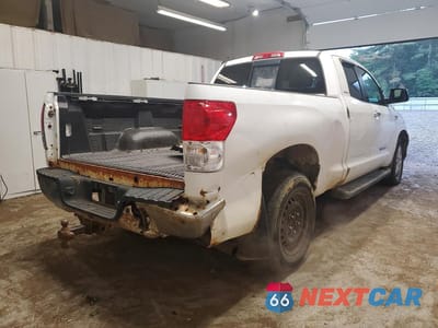 Trzecie zdjęcie samochodu z tyłu: 2008 TOYOTA TUNDRA DOUBLE CAB LIMITED VIN:5TFBV58108X080469 - miniatura
