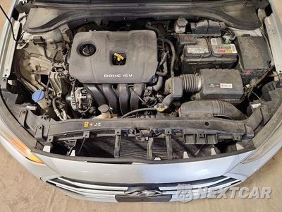 Zdjęcie 11 z 12 samochodu: 2018 HYUNDAI ELANTRA SEL VIN:KMHD84LF0JU504071 - miniatura