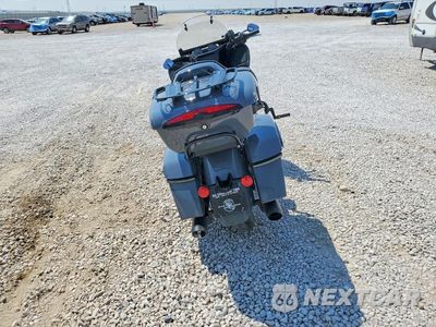 Czwarte zdjęcie samochodu z boku: 2024 INDIAN MOTORCYCLE CO. PURSUIT DARK HORSE VIN:56KLDDRRXR3430571 - miniatura