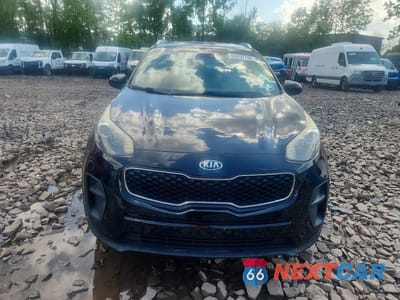 Piąte zdjęcie samochodu w środku: 2017 KIA SPORTAGE LX VIN:KNDPM3AC6H7218010 - miniatura