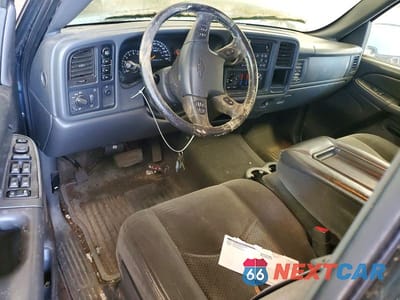 Zdjęcie 8 z 12 samochodu: 2006 CHEVROLET SILVERADO K1500 VIN:2GCEK13T561189687 - miniatura