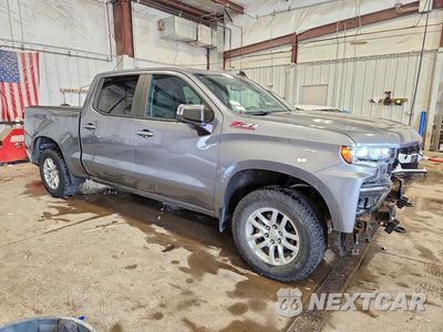 Czwarte zdjęcie samochodu z boku: 2019 CHEVROLET SILVERADO K1500 LT VIN:1GCUYDED4KZ124459 - miniatura