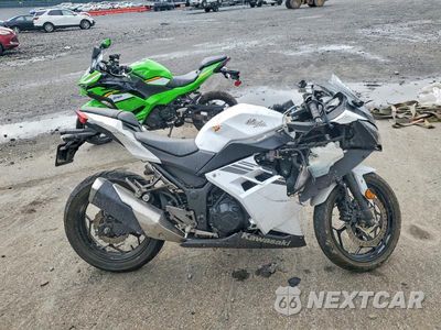 2017 KAWASAKI EX300 B JKAEX8B15HDA35771 - główne zdjęcie licytacji z USA - miniatura