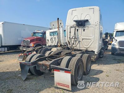 Trzecie zdjęcie samochodu z tyłu: 2018 FREIGHTLINER CASCADIA 125 SEMI TRUCK VIN:1FUJGLDR4JLJZ8651 - miniatura