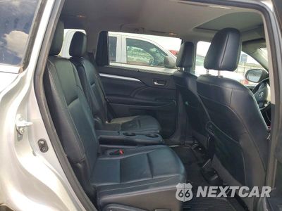 Zdjęcie 11 z 13 samochodu: 2017 TOYOTA HIGHLANDER XLE VIN:5TDKZRFH6HS223751 - miniatura