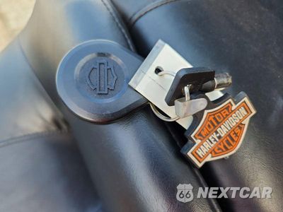 Zdjęcie 8 z 9 samochodu: 2008 HARLEY-DAVIDSON FLHTCUI VIN:1HD1FC4168Y692719 - miniatura