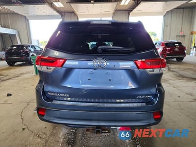 Zdjęcie 6 z 14 samochodu: 2018 TOYOTA HIGHLANDER XLE VIN:5TDJZRFHXJS907753 - miniatura