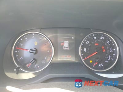 Zdjęcie 9 z 14 samochodu: 2020 TOYOTA RAV4 XLE VIN:JTMW1RFV5LJ020726 - miniatura