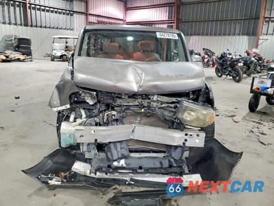 Piąte zdjęcie samochodu w środku: 2014 NISSAN CUBE 1.8 S VIN:JN8AZ2KR7ET352827 - miniatura