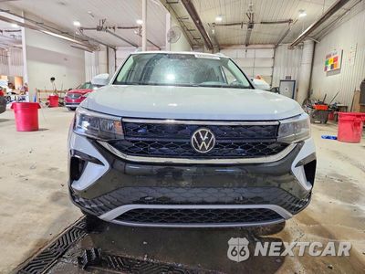 Piąte zdjęcie samochodu w środku: 2024 VOLKSWAGEN TAOS SE VIN:3VVVX7B24RM121313 - miniatura