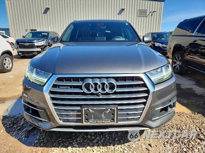 Piąte zdjęcie samochodu w środku: 2018 AUDI Q7 PRESTIGE VIN:WA1VAAF77JD045440 - miniatura