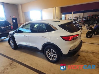 Drugie zdjęcie samochodu z przodu: 2022 FORD ESCAPE SE VIN:1FMCU9G69NUC03013 - miniatura