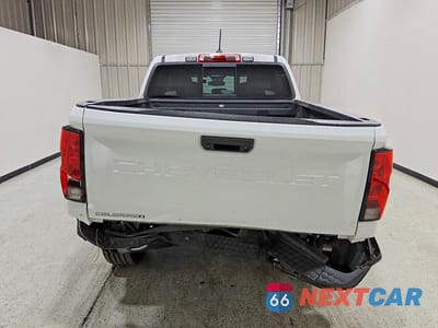 Zdjęcie 6 z 13 samochodu: 2023 CHEVROLET COLORADO VIN:1GCPTBEK3P1215016 - miniatura