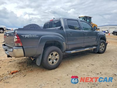 Trzecie zdjęcie samochodu z tyłu: 2012 TOYOTA TACOMA DOUBLE CAB PRERUNNER VIN:3TMJU4GN9CM136629 - miniatura