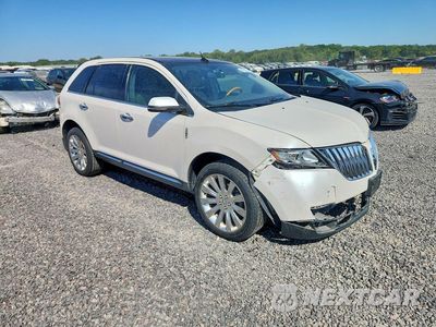 Czwarte zdjęcie samochodu z boku: 2015 LINCOLN MKX VIN:2LMDJ8JK7FBL28214 - miniatura