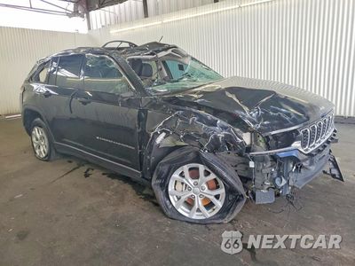 Czwarte zdjęcie samochodu z boku: 2024 JEEP GRAND CHEROKEE LIMITED VIN:1C4RJGBG2R8939964 - miniatura