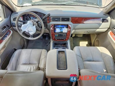 Zdjęcie 8 z 12 samochodu: 2009 CHEVROLET SILVERADO K1500 LTZ VIN:1GCEK390X9E146474 - miniatura