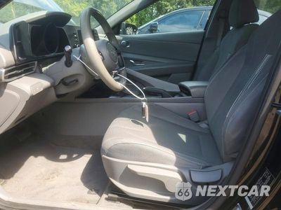 Zdjęcie 7 z 12 samochodu: 2022 HYUNDAI ELANTRA SEL VIN:5NPLM4AG7NH074529 - miniatura