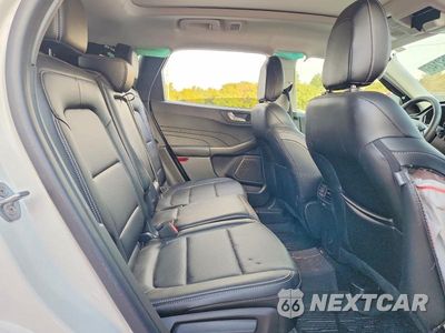 Zdjęcie 11 z 13 samochodu: 2022 FORD ESCAPE TITANIUM VIN:1FMCU9J91NUC00397 - miniatura