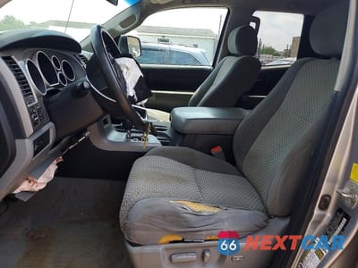 Zdjęcie 7 z 12 samochodu: 2010 TOYOTA TUNDRA DOUBLE CAB SR5 VIN:5TFUM5F12AX015420 - miniatura