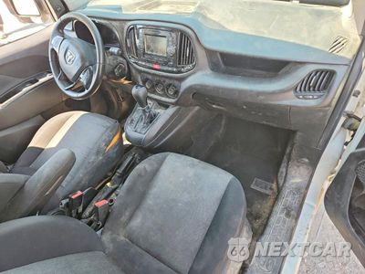 Zdjęcie 8 z 13 samochodu: 2016 RAM PROMASTER CITY SLT DELIVERY VAN VIN:ZFBERFBT0G6B79823 - miniatura