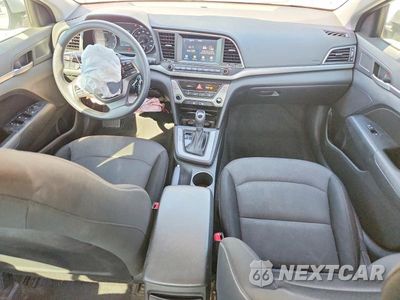 Zdjęcie 8 z 12 samochodu: 2018 HYUNDAI ELANTRA SEL VIN:5NPD84LFXJH391390 - miniatura