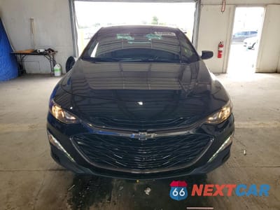 Piąte zdjęcie samochodu w środku: 2025 CHEVROLET MALIBU LT VIN:1G1ZD5ST0SF107820 - miniatura