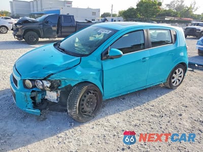 2020 CHEVROLET SONIC LT 1G1JD6SB1L4107977 - główne zdjęcie licytacji z USA - miniatura