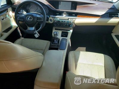 Zdjęcie 8 z 12 samochodu: 2017 LEXUS ES 350 VIN:58ABK1GG8HU035826 - miniatura