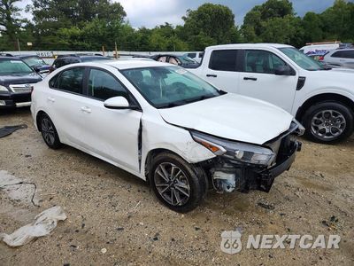 Czwarte zdjęcie samochodu z boku: 2022 KIA FORTE LXS VIN:3KPF24AD4NE426267 - miniatura