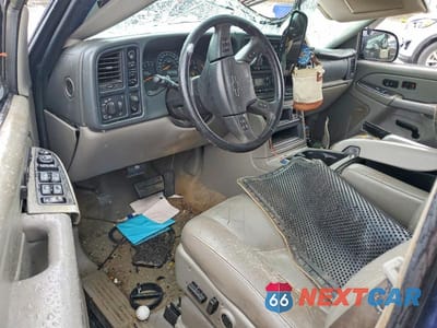 Zdjęcie 8 z 14 samochodu: 2005 CHEVROLET SUBURBAN K1500 VIN:3GNFK16ZX5G177925 - miniatura