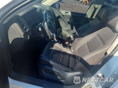 Zdjęcie 7 z 13 samochodu: 2017 VOLKSWAGEN TIGUAN WOLFSBURG VIN:WVGSV7AX0HK013616 - miniatura