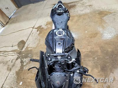 Piąte zdjęcie samochodu w środku: 2025 KAWASAKI ZX1002 M VIN:JKBZXVM14SA010102 - miniatura