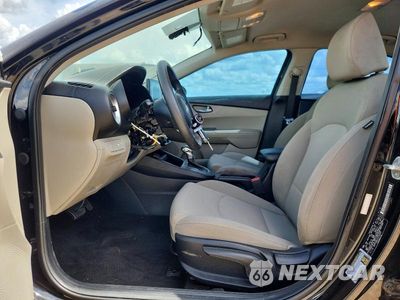 Zdjęcie 7 z 13 samochodu: 2020 KIA FORTE 4D VIN:3KPF24AD1LE141023 - miniatura