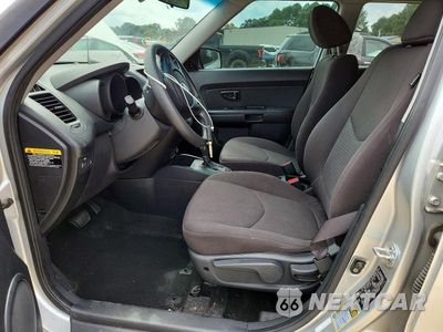 Zdjęcie 7 z 13 samochodu: 2013 KIA SOUL BASE VIN:KNDJT2A54D7579248 - miniatura