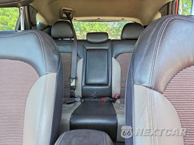 Zdjęcie 10 z 13 samochodu: 2010 HYUNDAI TUCSON GLS VIN:KM8JUCAC6AU042472 - miniatura
