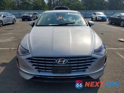 Piąte zdjęcie samochodu w środku: 2023 HYUNDAI SONATA HYBRID BLUE VIN:KMHL24JJ4PA067500 - miniatura