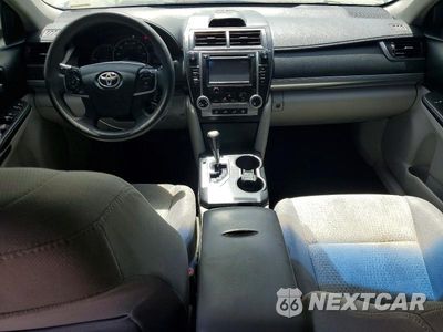 Zdjęcie 8 z 12 samochodu: 2012 TOYOTA CAMRY LE VIN:4T4BF1FK4CR210847 - miniatura