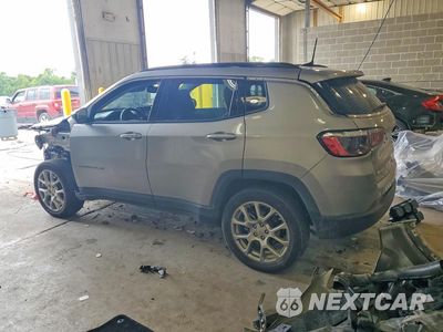 Drugie zdjęcie samochodu z przodu: 2022 JEEP COMPASS LATITUDE LUX VIN:3C4NJDFB2NT208202 - miniatura
